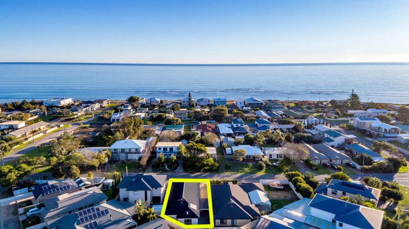 Photo - 45 Whinnerah Avenue, Aldinga Beach SA 5173 - Image 4
