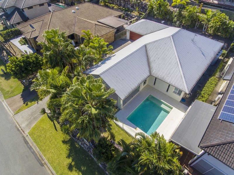 Photo - 45 Whittome Esplanade, Murrumba Downs QLD 4503 - Image 3