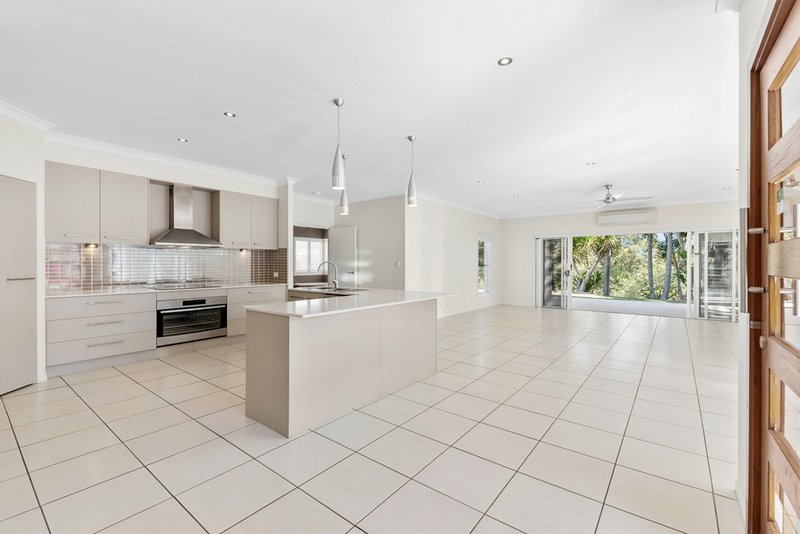 Photo - 45 Whittome Esplanade, Murrumba Downs QLD 4503 - Image 7