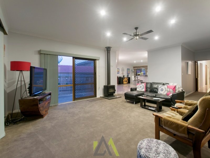 Photo - 45 Woodside Avenue, Frankston South VIC 3199 - Image 6