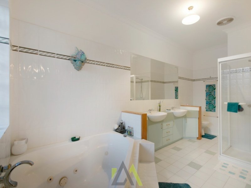 Photo - 45 Woodside Avenue, Frankston South VIC 3199 - Image 8