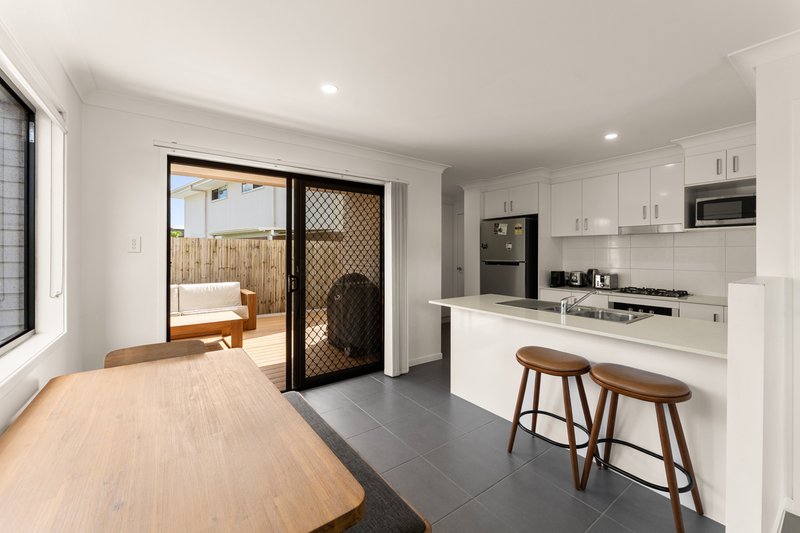 Photo - 4/5 Wyatt Crescent, Mango Hill QLD 4509 - Image 3