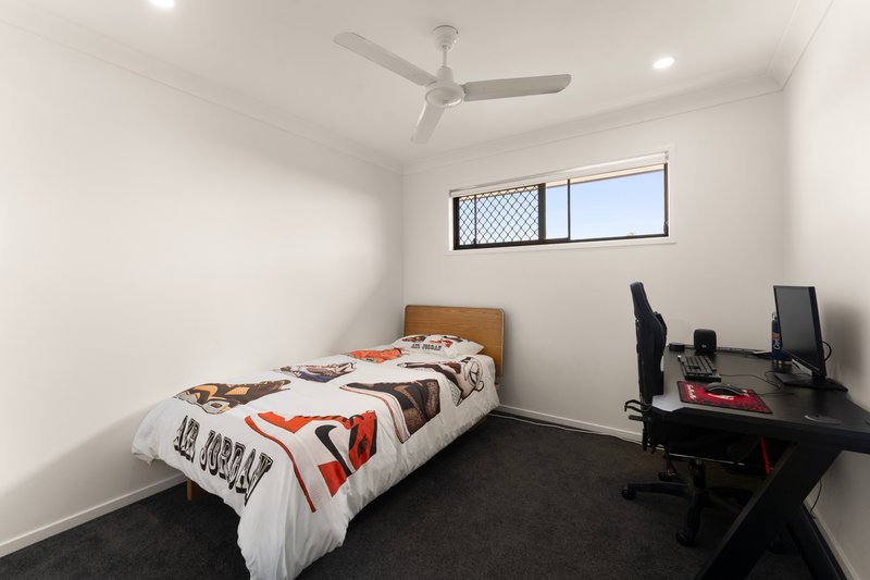 Photo - 4/5 Wyatt Crescent, Mango Hill QLD 4509 - Image 6