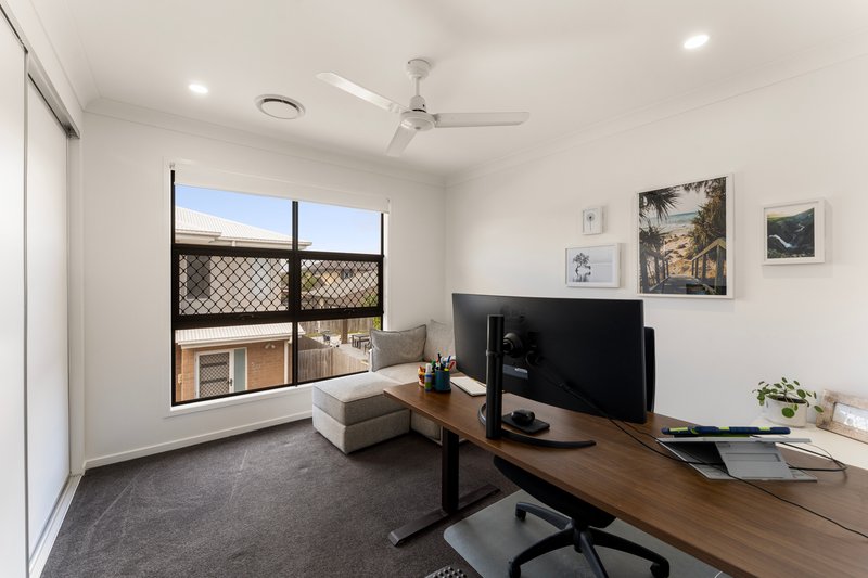 Photo - 4/5 Wyatt Crescent, Mango Hill QLD 4509 - Image 7