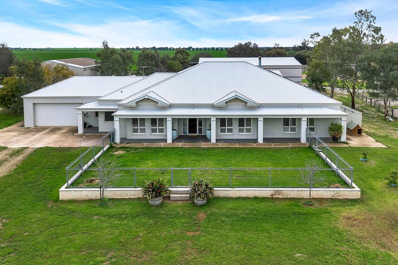 Photo - 45 Wylie Road, Lower Light SA 5501 - Image 1