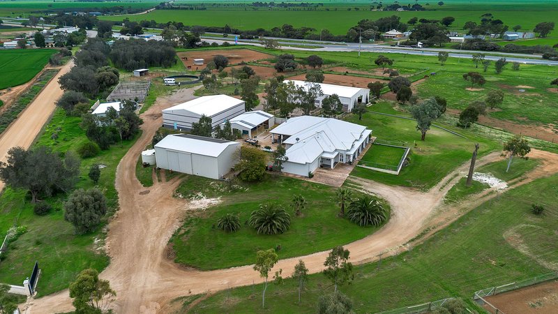 Photo - 45 Wylie Road, Lower Light SA 5501 - Image 28