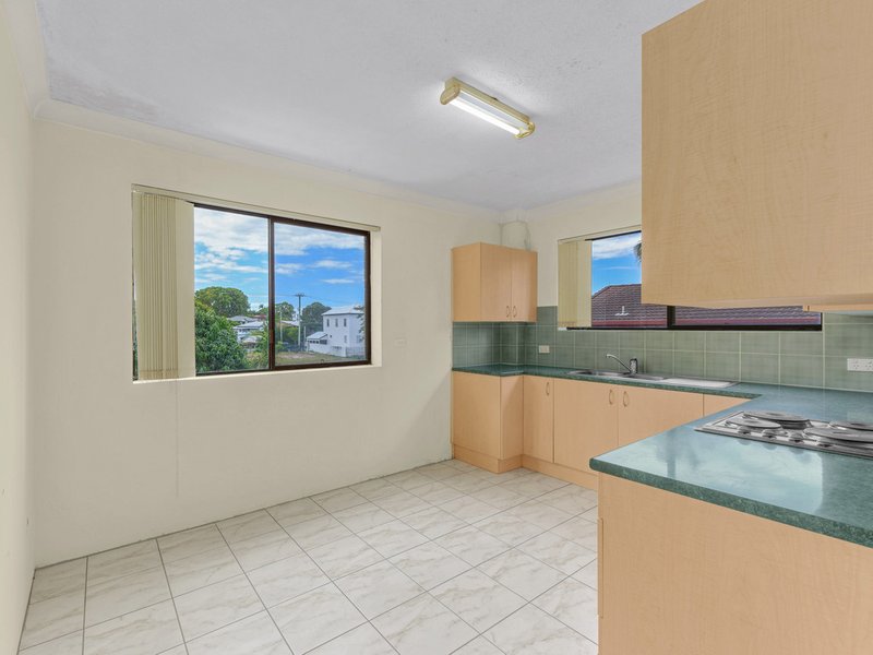 Photo - 4/50 Henchman Street, Nundah QLD 4012 - Image 3