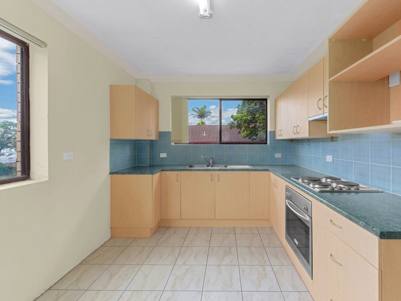 Photo - 4/50 Henchman Street, Nundah QLD 4012 - Image 4