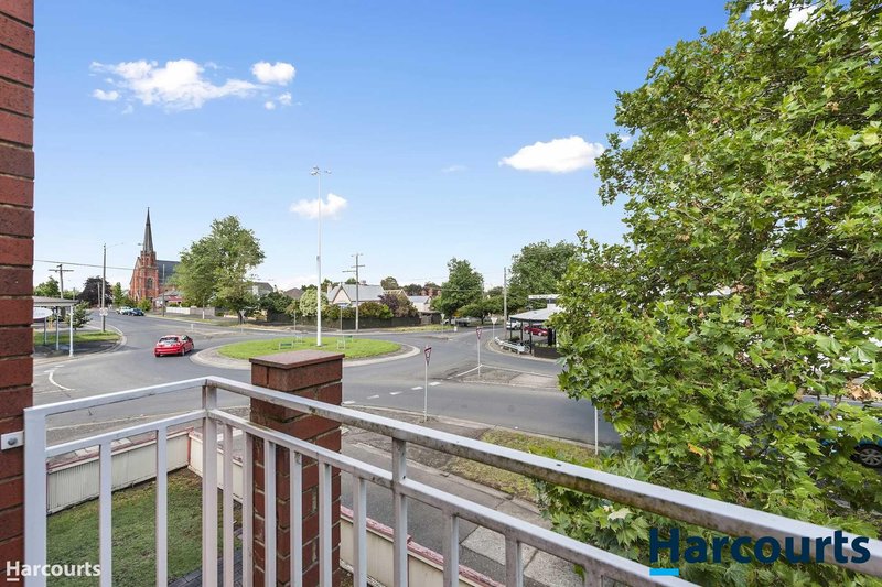 Photo - 4/502 Lydiard Street North, Soldiers Hill VIC 3350 - Image 8