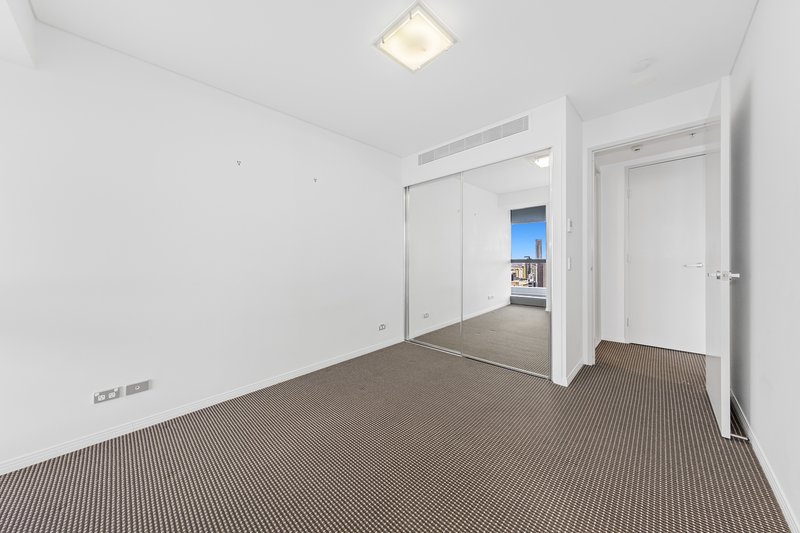 Photo - 4505/43 Herschel Street, Brisbane City QLD 4000 - Image 10