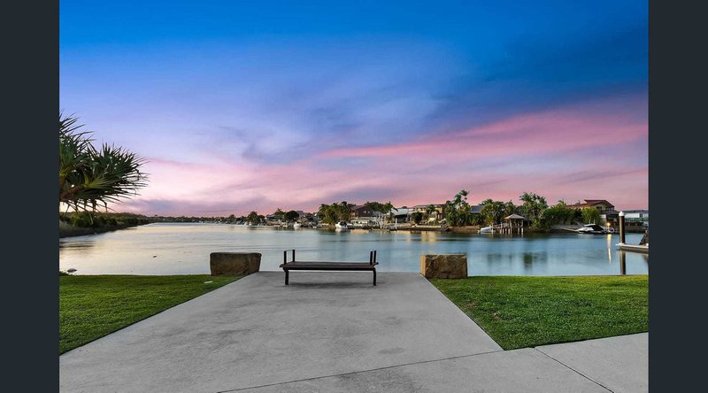 Photo - 4505/5 Harbourside Court, Biggera Waters QLD 4216 - Image 18