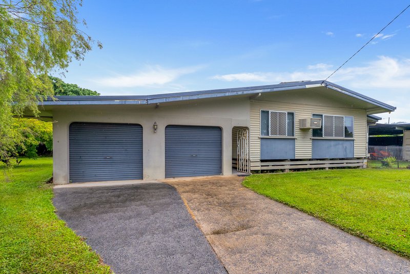 Photo - 451-453 Mccoombe Street, Mooroobool QLD 4870 - Image 3