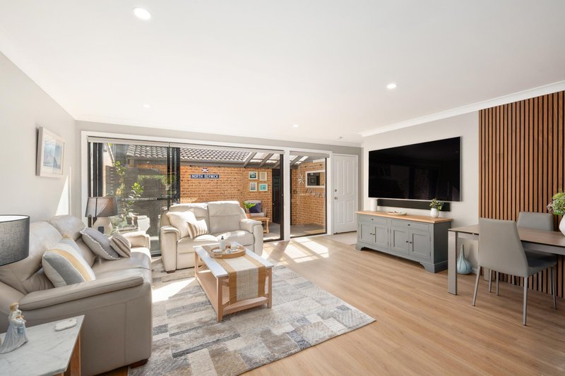 Photo - 4/51-53 Darley Street East , Mona Vale NSW 2103 - Image 7