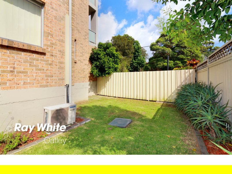 Photo - 4/51-53 Macquarie Place, Mortdale NSW 2223 - Image 2