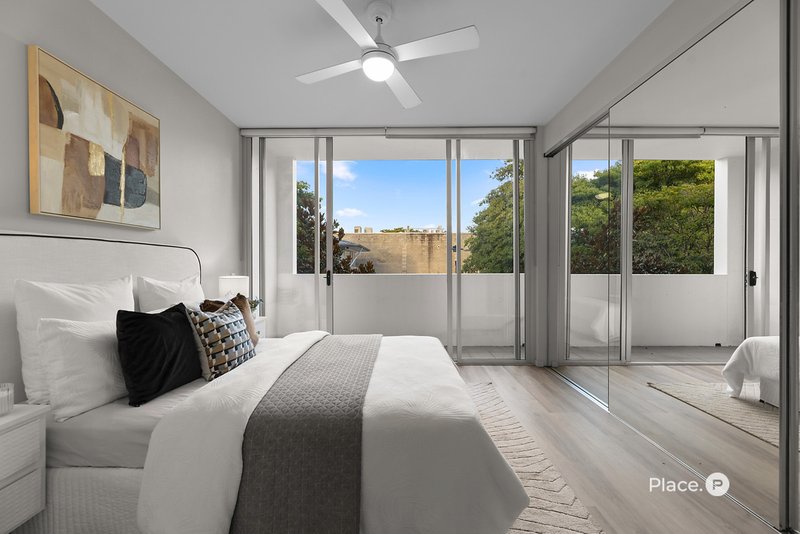 Photo - 45/1 Oxford Street, Bulimba QLD 4171 - Image 8