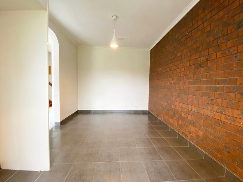 Photo - 4/51 Spring Street, Thomastown VIC 3074 - Image 4