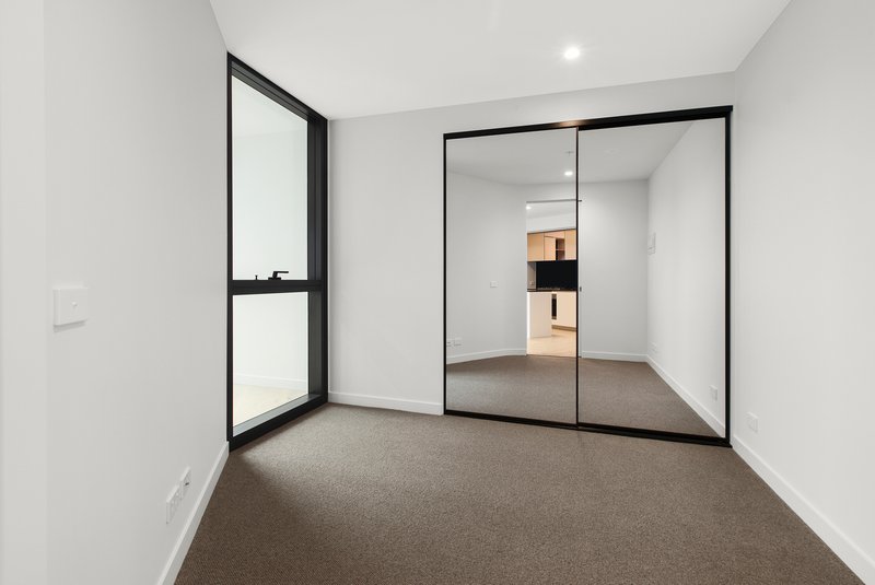 Photo - 4512/228 La Trobe Street, Melbourne VIC 3004 - Image 5