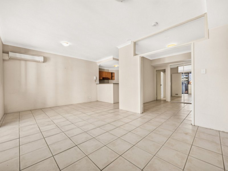 Photo - 45/190 Hay Street, East Perth WA 6004 - Image 5