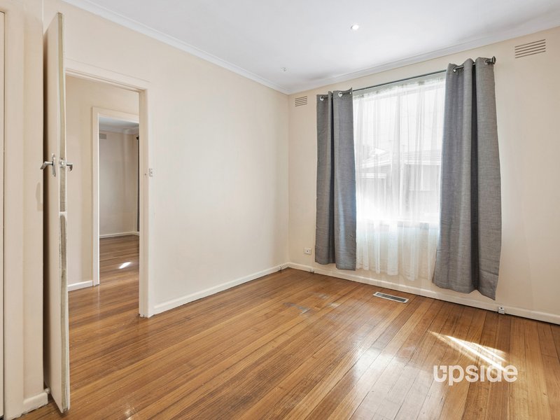 Photo - 4/52 Chandler Road, Noble Park VIC 3174 - Image 11