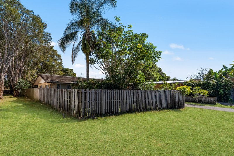 Photo - 452 Cypress Terrace North, Palm Beach QLD 4221 - Image 6