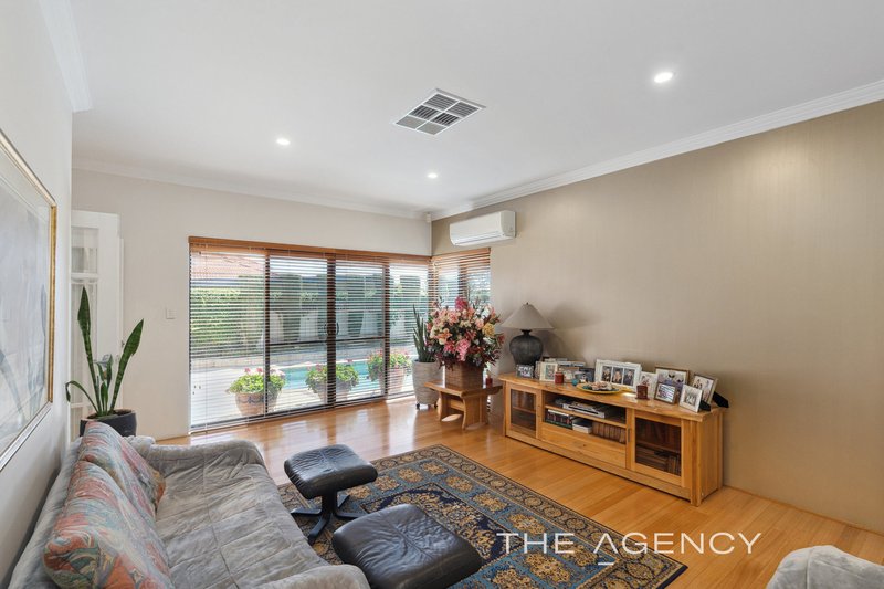 Photo - 452 Shenton Avenue, Iluka WA 6028 - Image 25