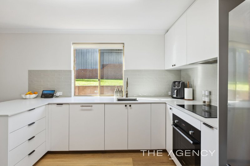 Photo - 4/52 Tyler Street, Joondanna WA 6060 - Image 3