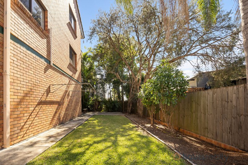 Photo - 4/52 Warren Street, St Lucia QLD 4067 - Image 16