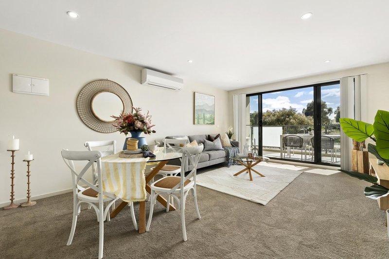 Photo - 45/303 Flemington Road, Franklin ACT 2913 - Image 6