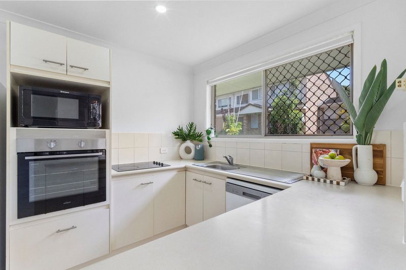 Photo - 45/33 Edmund Rice Drive, Southport QLD 4215 - Image 8