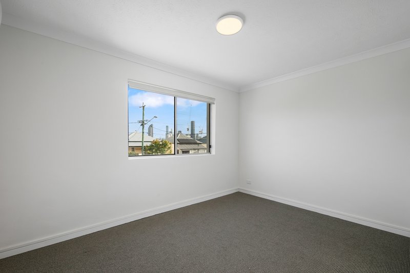 Photo - 4/534 Vulture Street, East Brisbane QLD 4169 - Image 5