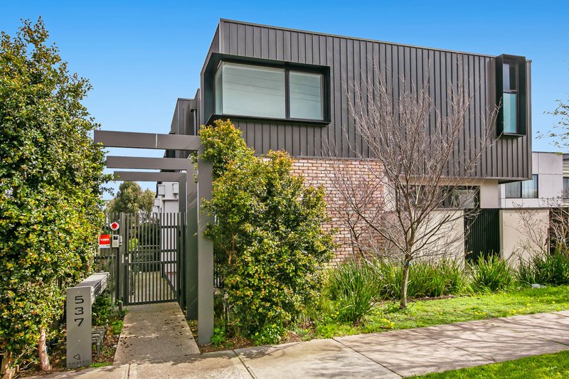 Photo - 4/537 Gilbert Road, Preston VIC 3072 - Image 7