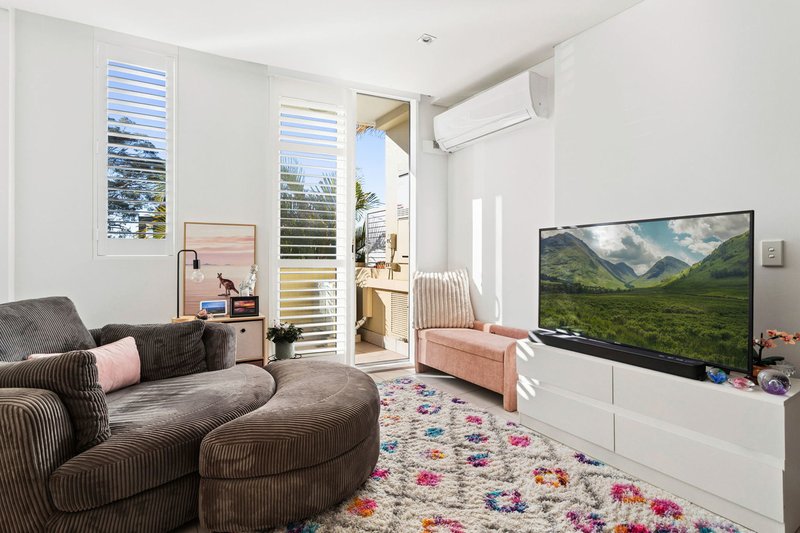 Photo - 45/4-16 Kingsway , Dee Why NSW 2099 - Image 1