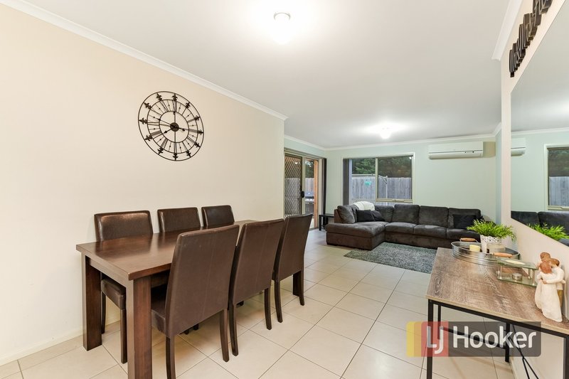 Photo - 4/54-58 Pommel Street, Pakenham VIC 3810 - Image 4