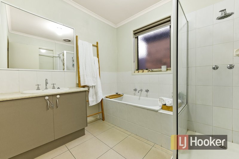 Photo - 4/54-58 Pommel Street, Pakenham VIC 3810 - Image 8