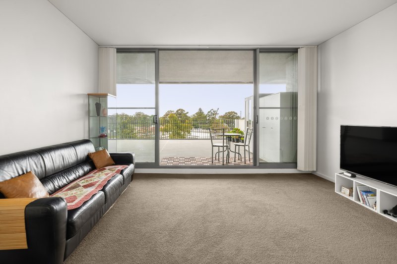 Photo - 45/4-8 Bouvardia Street, Asquith NSW 2077 - Image 2