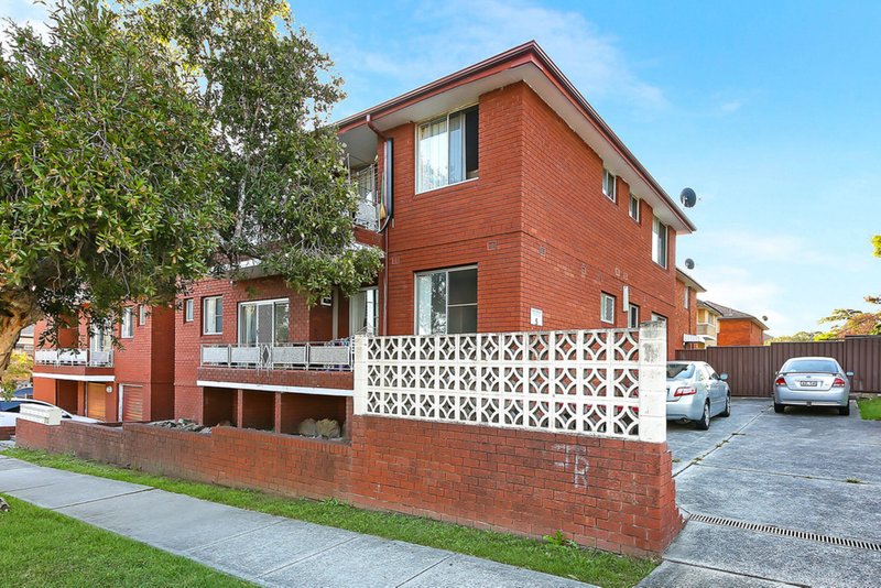 Photo - 4/54 Arthur Street, Punchbowl NSW 2196 - Image 7