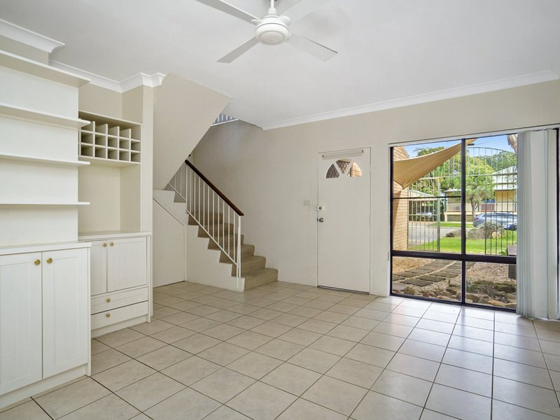 Photo - 4/54 Mactier Street, Narrabeen NSW 2101 - Image 4