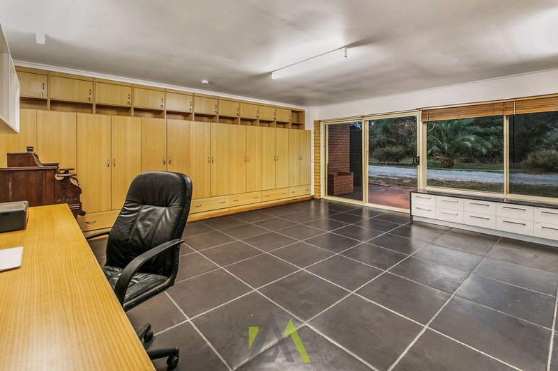 Photo - 454 Robinsons Road, Langwarrin South VIC 3911 - Image 7