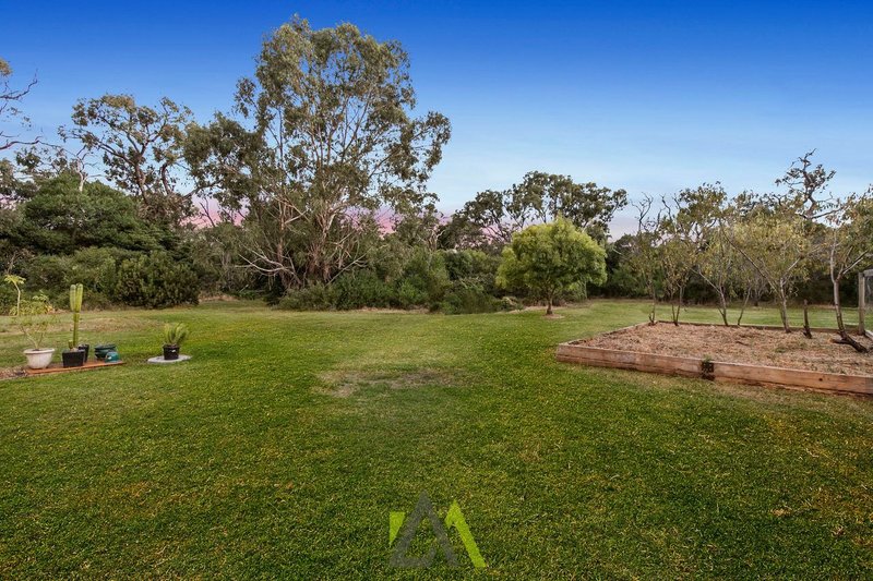 Photo - 454 Robinsons Road, Langwarrin South VIC 3911 - Image 13