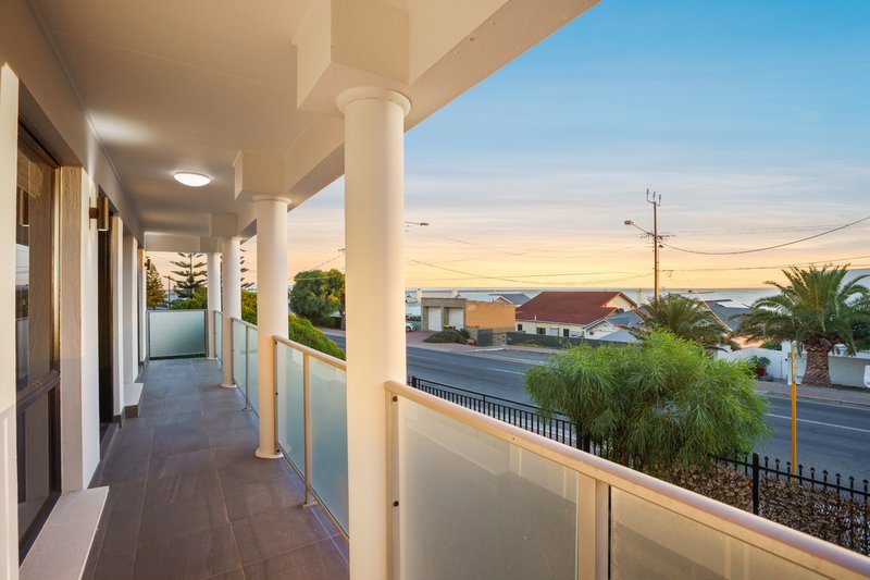 Photo - 454 Seaview Road, Henley Beach SA 5022 - Image 14