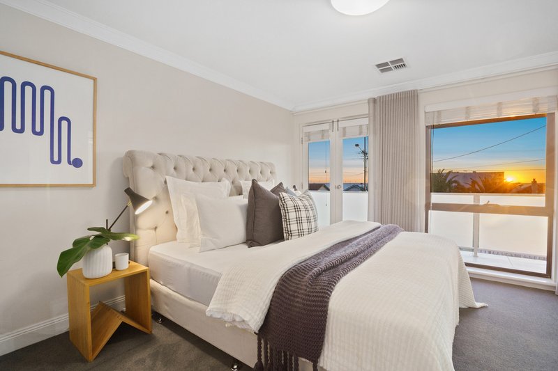 Photo - 454 Seaview Road, Henley Beach SA 5022 - Image 15