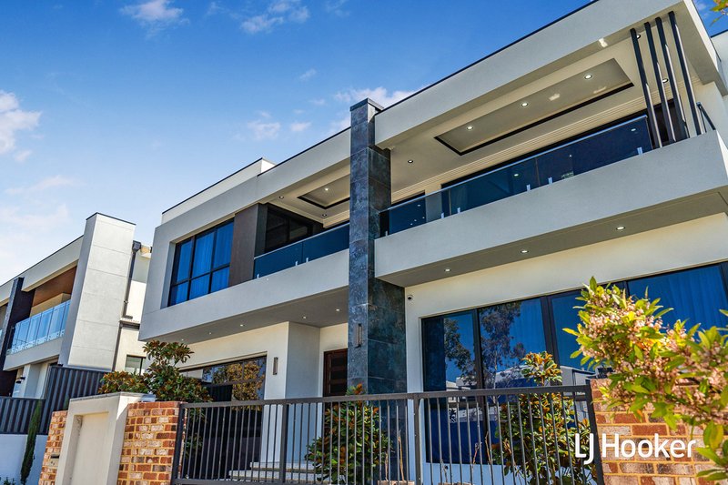 Photo - 454 Torwood Avenue, Treeby WA 6164 - Image 3