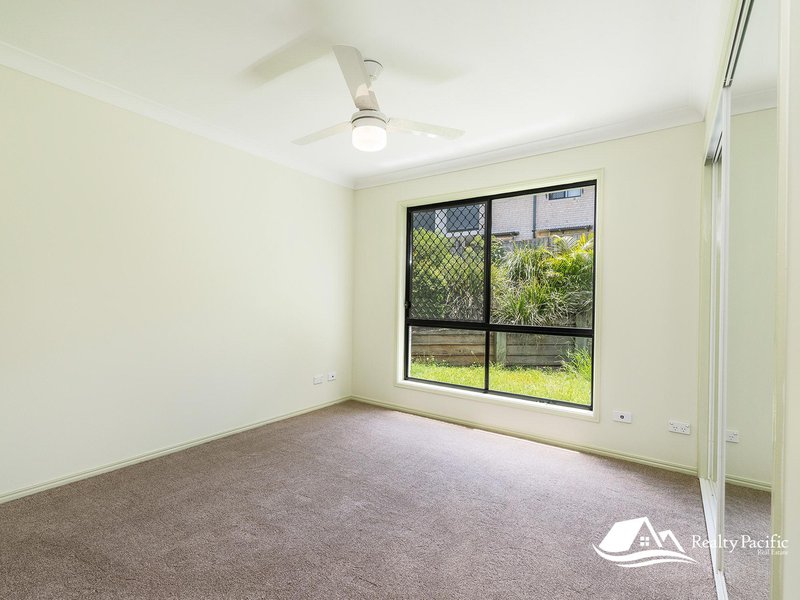 Photo - 4/55-59 Jones Road, Carina Heights QLD 4152 - Image 4