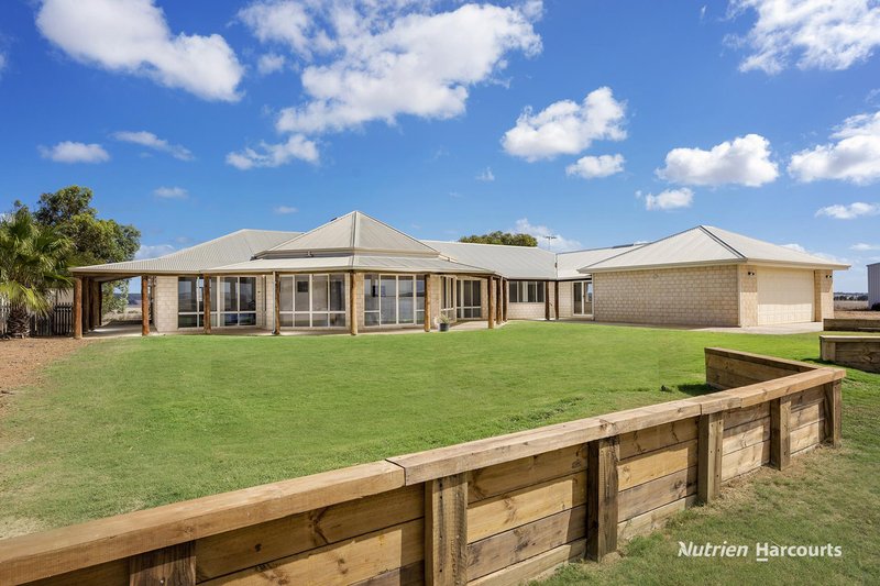 455 Bootenal Road, Bootenal WA 6532