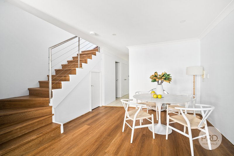 Photo - 4/55 Carrington Avenue, Hurstville NSW 2220 - Image 2