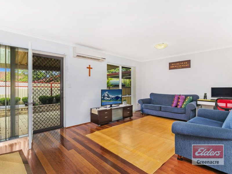 Photo - 4/55 Chiswick Road, Greenacre NSW 2190 - Image 2