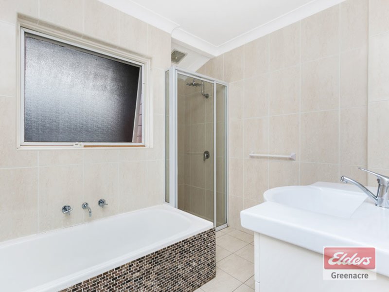 Photo - 4/55 Chiswick Road, Greenacre NSW 2190 - Image 4