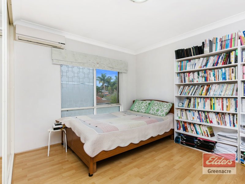 Photo - 4/55 Chiswick Road, Greenacre NSW 2190 - Image 5