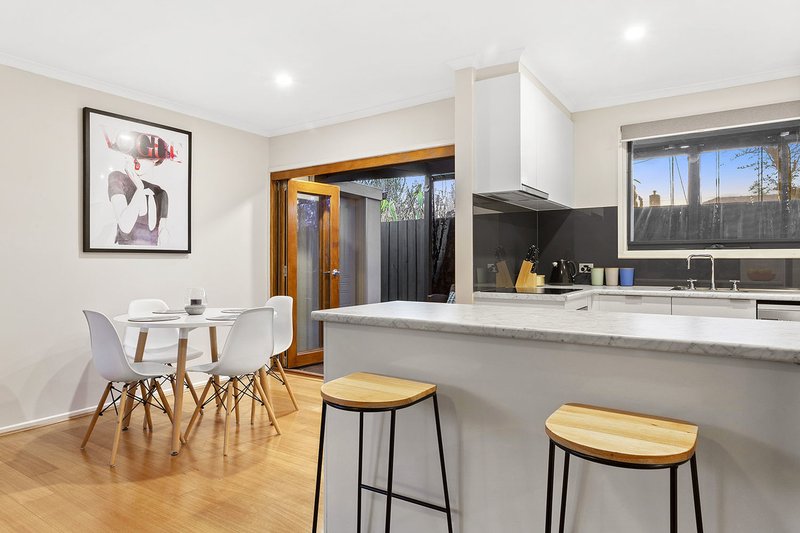 Photo - 4/55 Riviera Street, Mentone VIC 3194 - Image 7