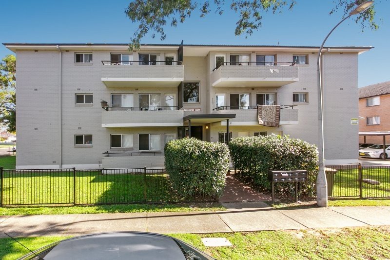 Photo - 4/55 St Ann St , Merrylands NSW 2160 - Image 5